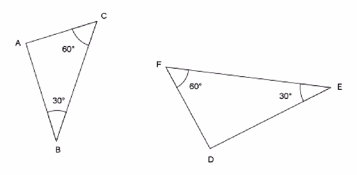Trekant ABC med vinkel C lik 60° og vinkel B lik 30°, og trekant DEF med vinkel F lik 60° og vinkel E lik 30°